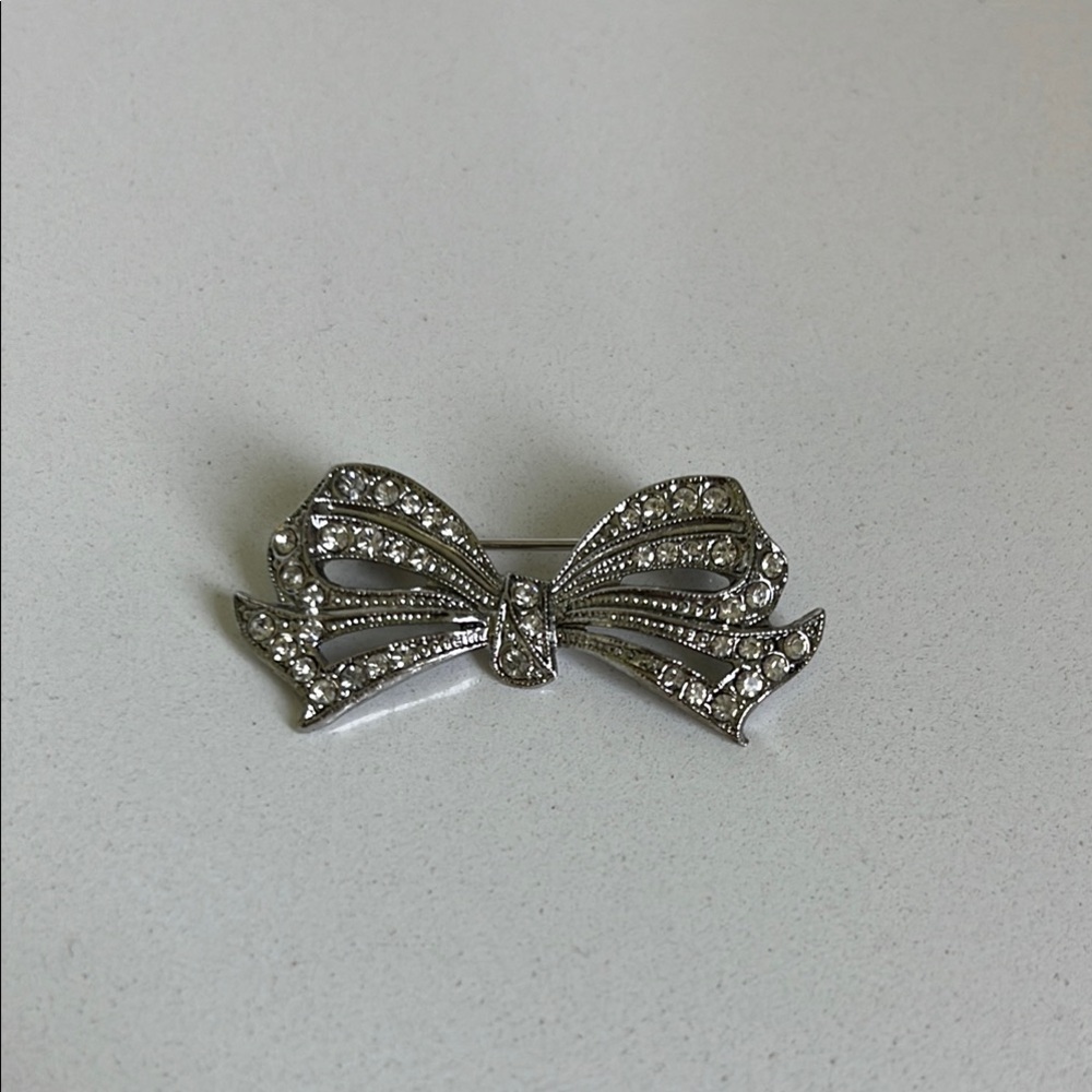 Vintage rhinestone bow brooch